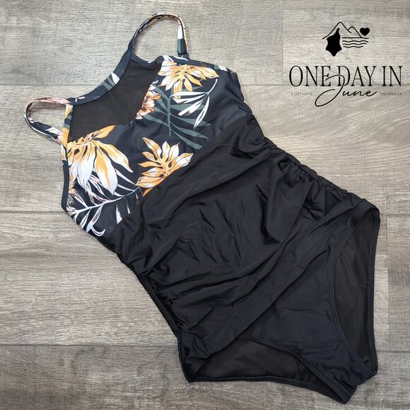 CharmLeaks High Neck Mesh One Piece Swimsuit Size M - Picture 2 of 5